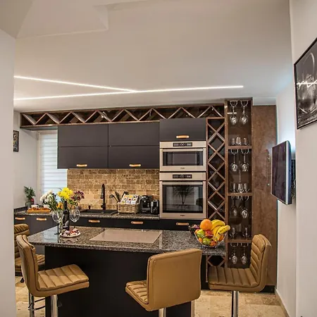 Brand New Penthouse At Km 0 Of Near Intercontinental * Bucharest